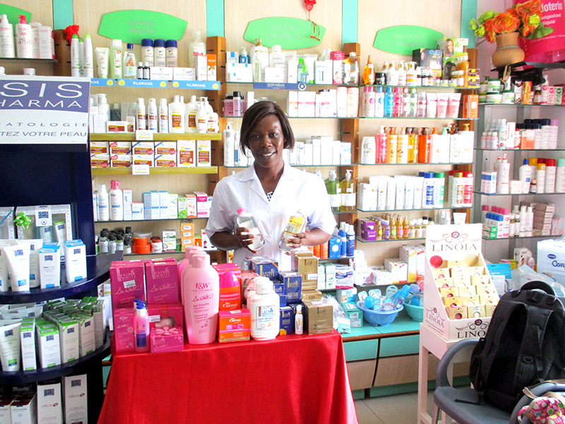Pharmacie Laoulo 10